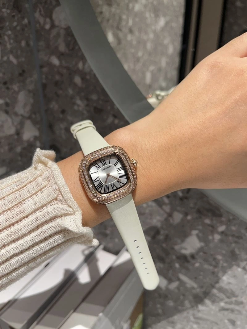 UrbanChic CARTIER Watches 180285