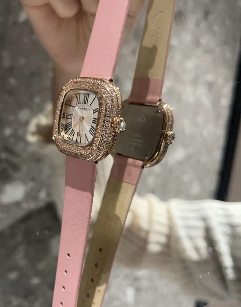 UrbanChic CARTIER Watches 180285