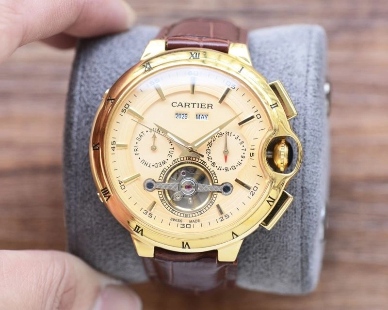 Snug CARTIER Watches 180283