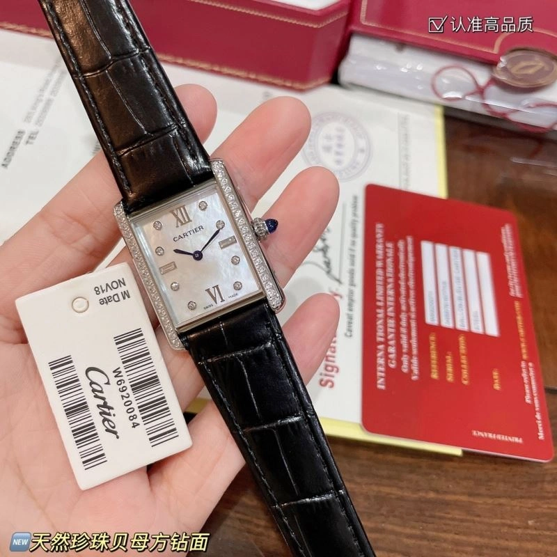 Chic CARTIER Watches 180261