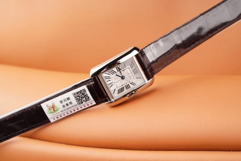 Elegant CARTIER Watches 180239