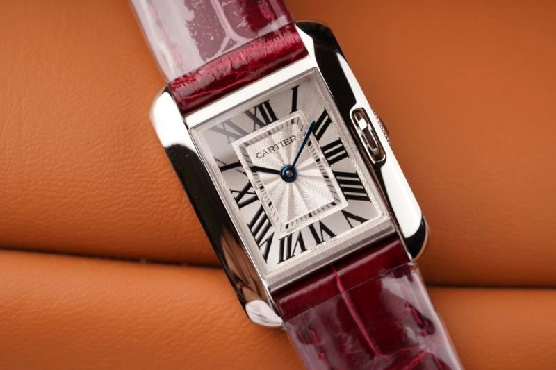CARTIER Watches StreetReady 180240