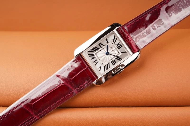 CARTIER Watches StreetReady 180240