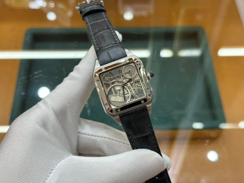 Attractive CARTIER Watches 180220