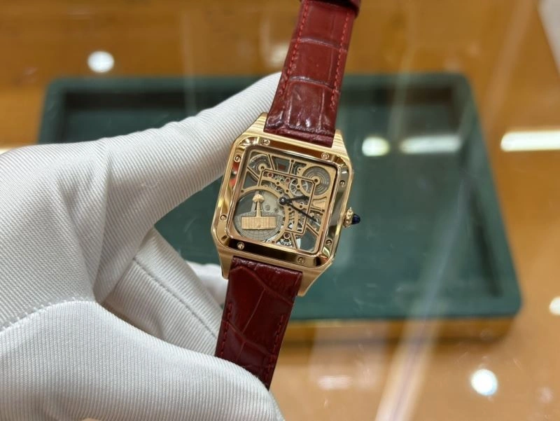 CARTIER Watches EyeCatching 180204