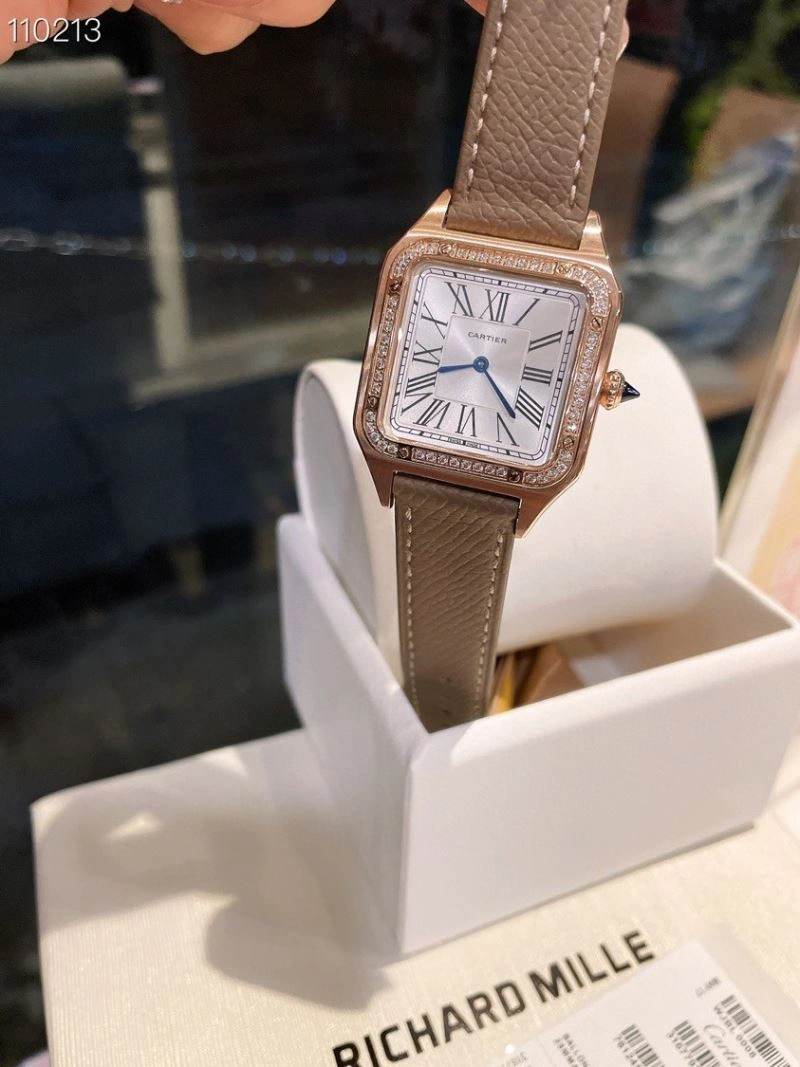 SmoothTexture CARTIER Watches 180167
