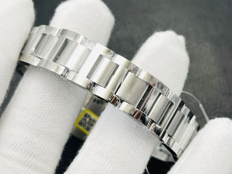 BestValue CARTIER Watches 180132