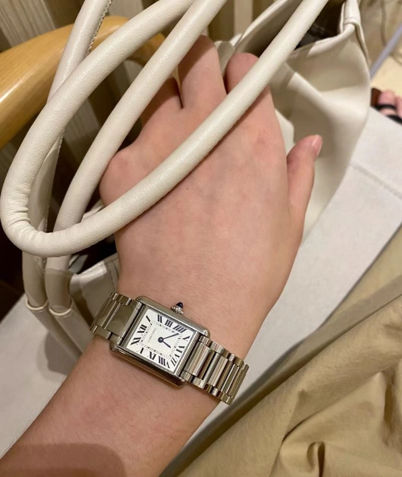 FreshLook CARTIER Watches 180121