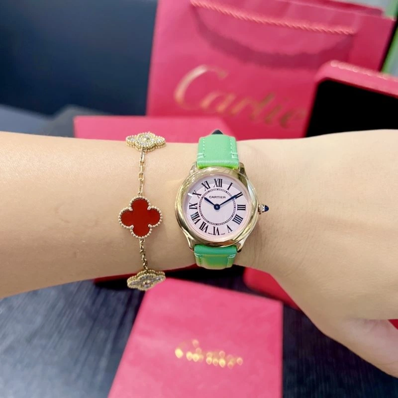 Bright CARTIER Watches 180149