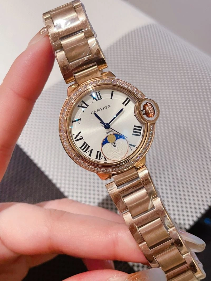 Seasonal CARTIER Watches 180097