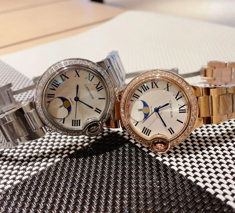 Seasonal CARTIER Watches 180097