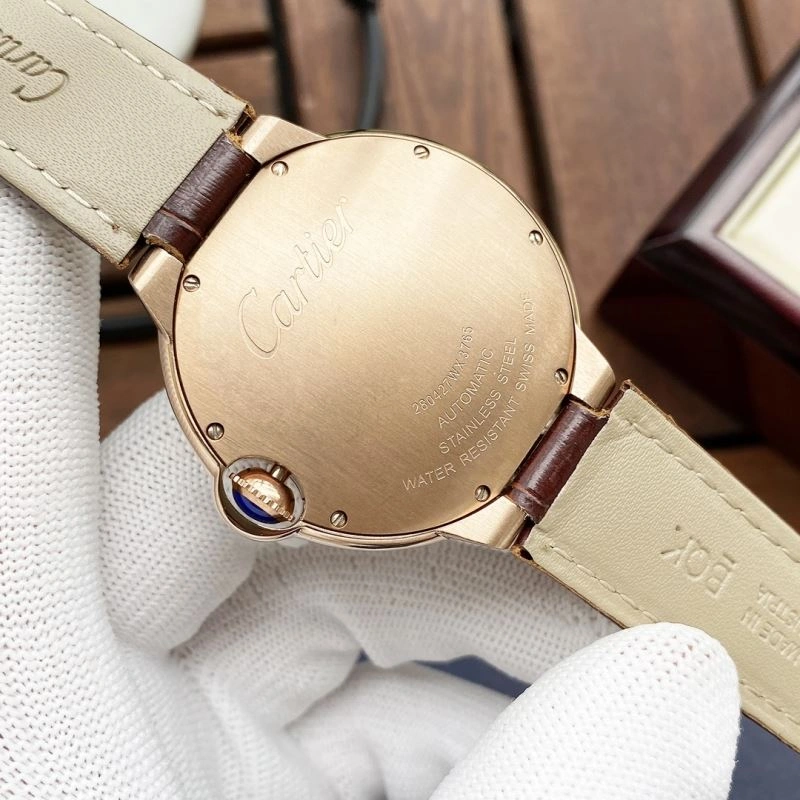 Versatile CARTIER Watches 180100