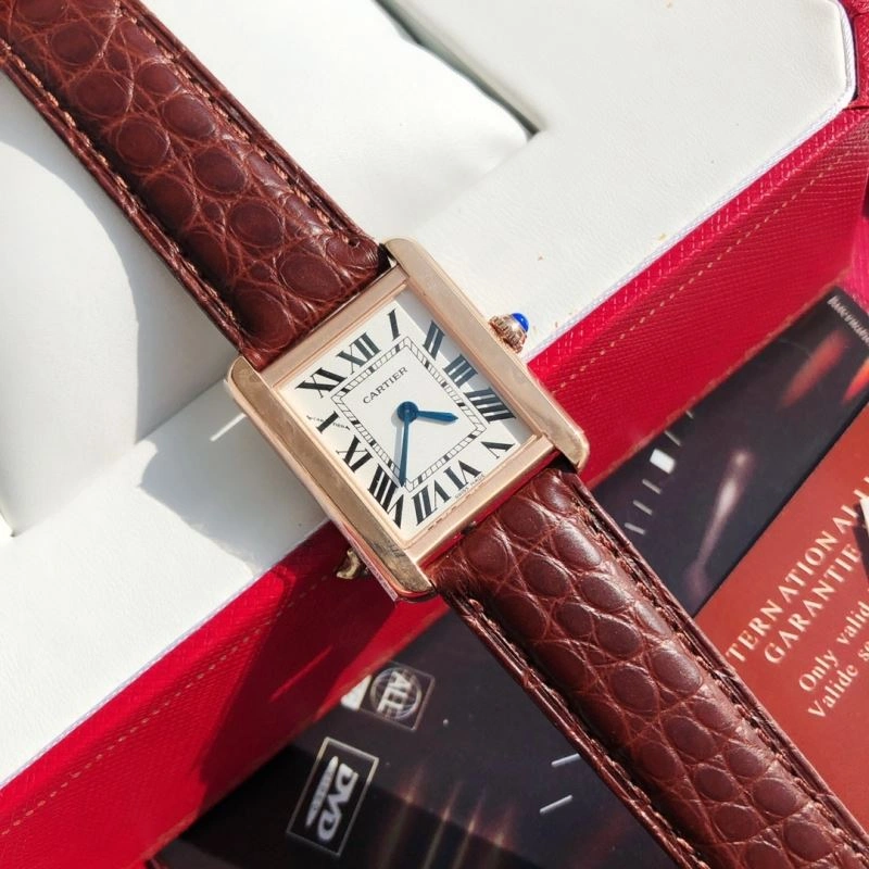 Breathable CARTIER Watches 180105