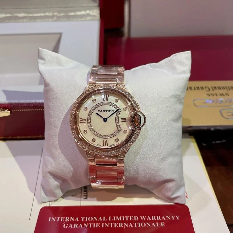 Elegant CARTIER Watches 180101