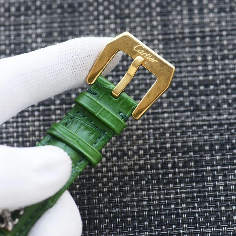 Minimalist CARTIER Watches 180074