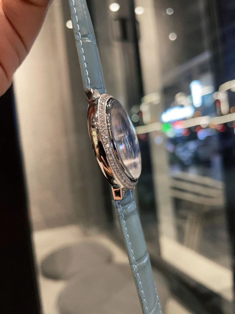 CARTIER Watches Elegant 180042