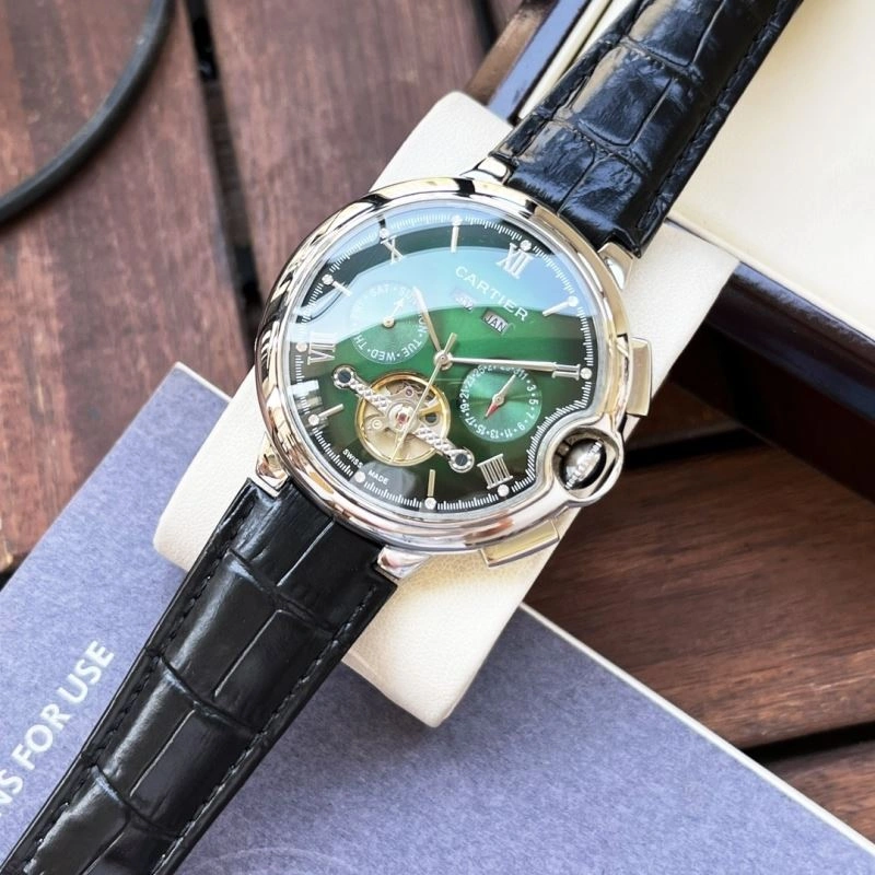 Lightweight CARTIER Watches 180063