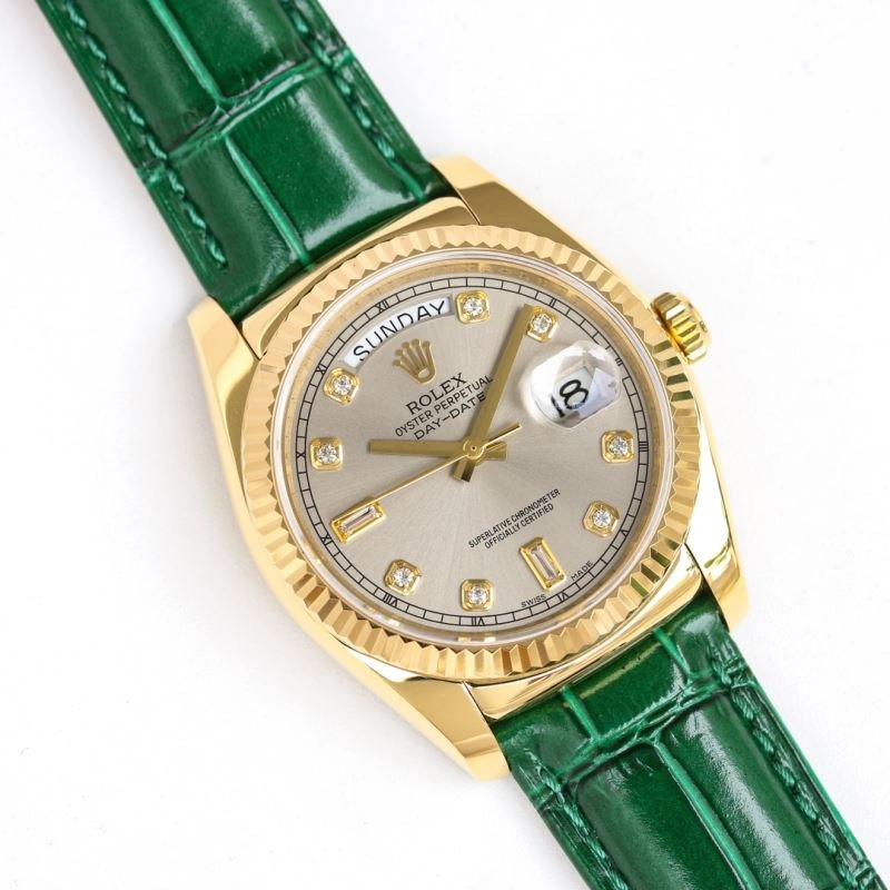 Bold CARTIER Watches 180033