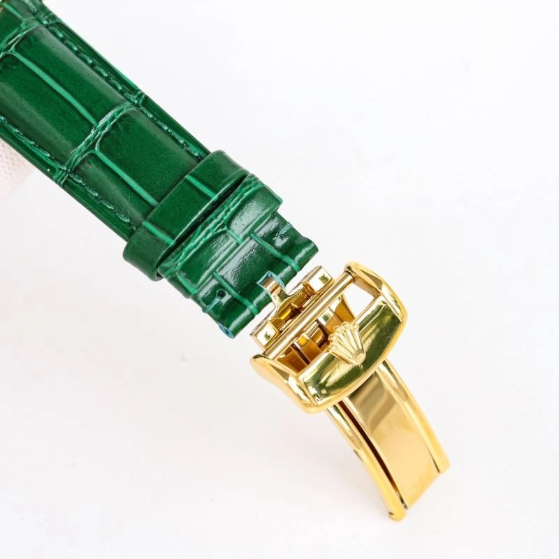 Bold CARTIER Watches 180033