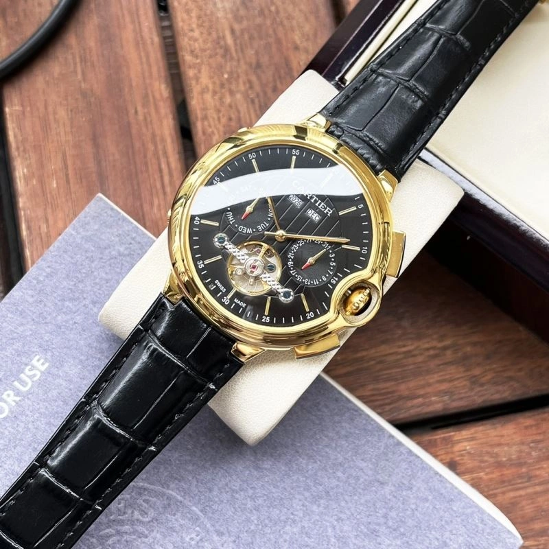Stretchable CARTIER Watches 180029