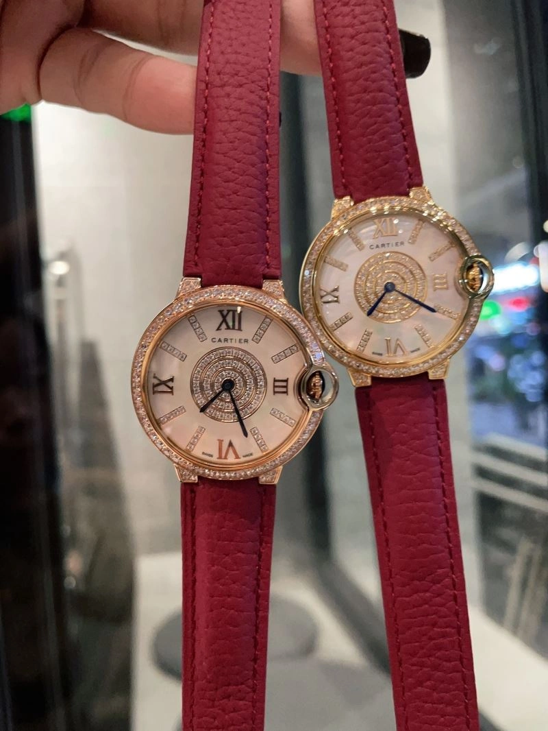 Functional CARTIER Watches 180012