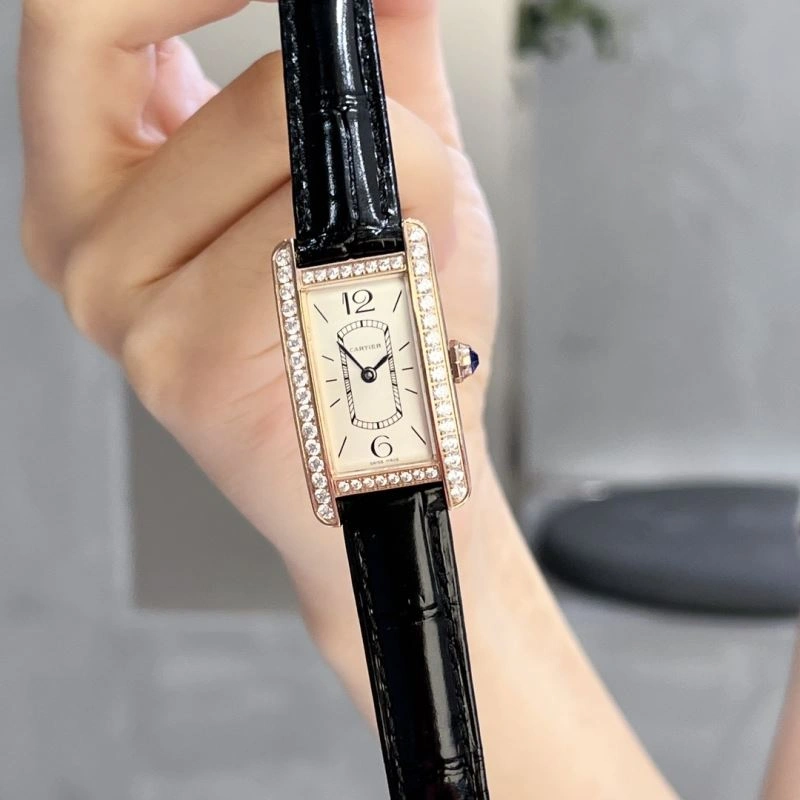 CARTIER Watches FashionForward 180028