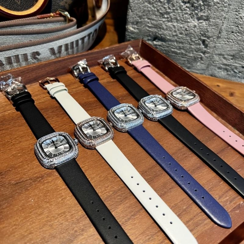 CARTIER Watches Colorful 180025