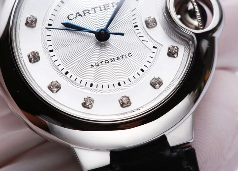 Seasonal CARTIER Watches 179993
