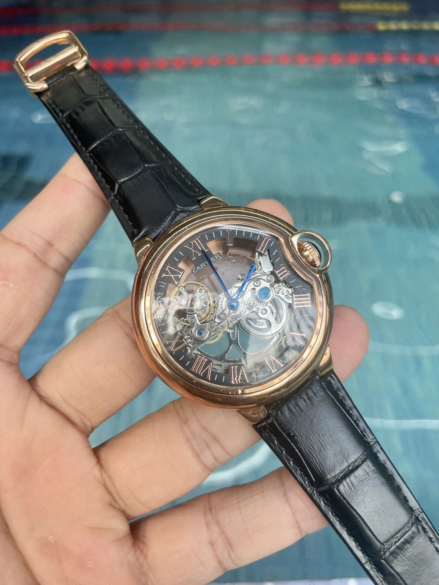 Elegant CARTIER Watches 179990