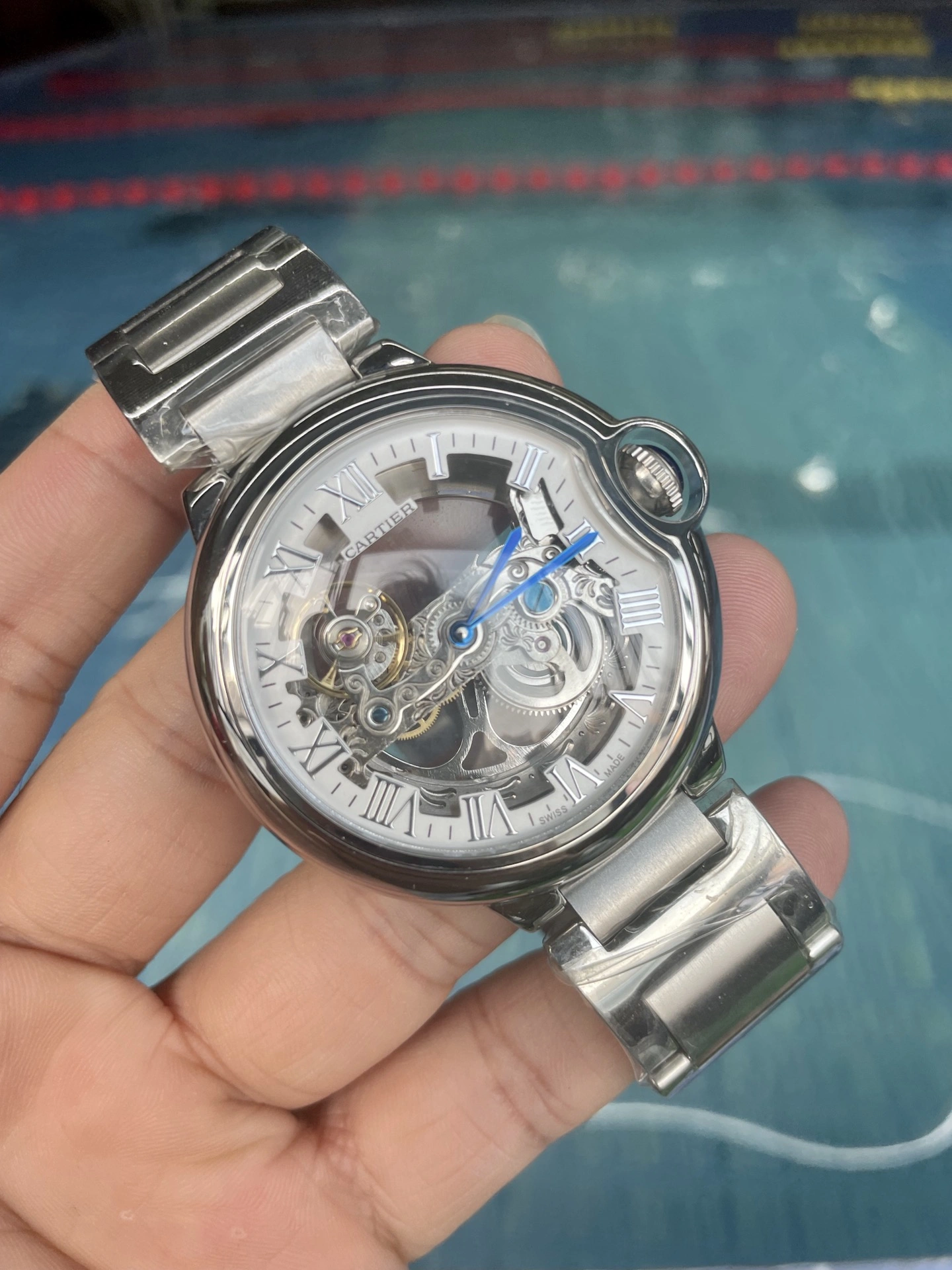 Elegant CARTIER Watches 179990