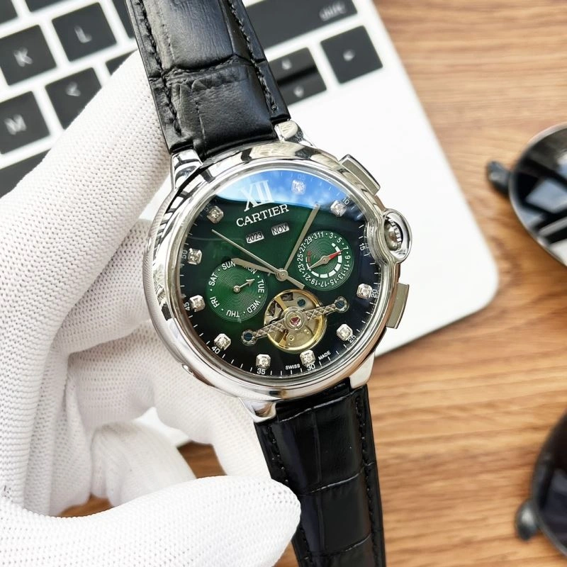 Minimalist CARTIER Watches 179948