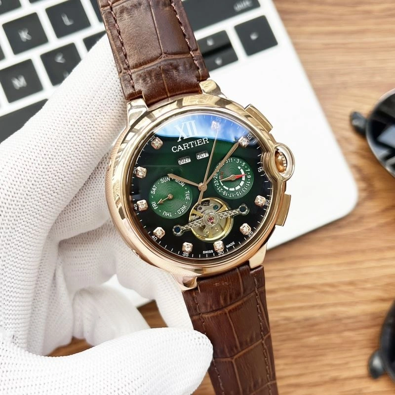 Minimalist CARTIER Watches 179948