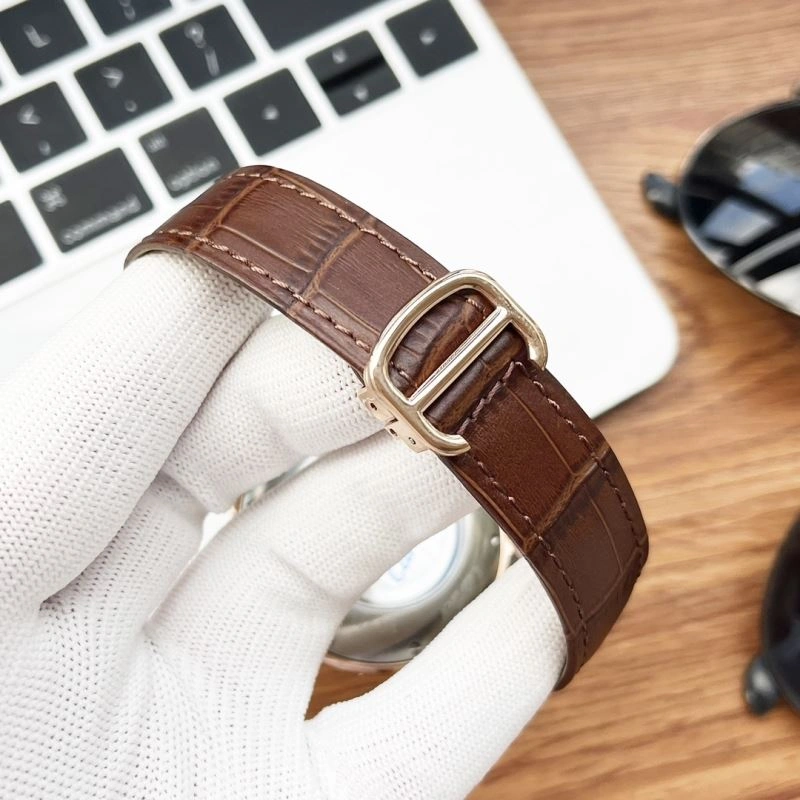 Minimalist CARTIER Watches 179948