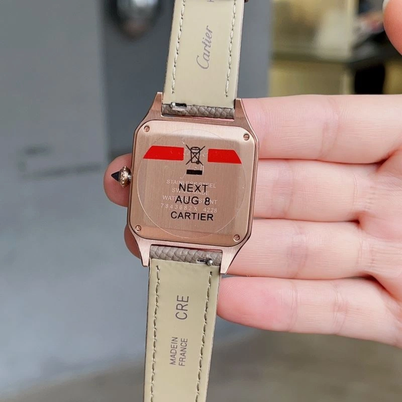 Bright CARTIER Watches 179943