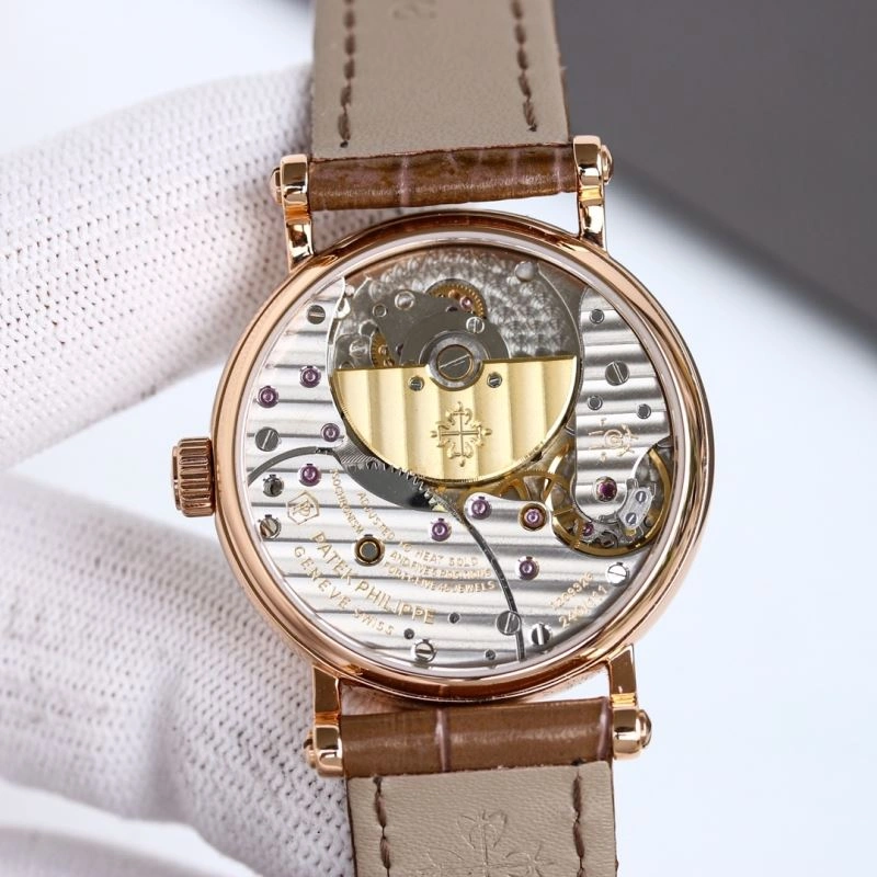 DailyWear CARTIER Watches 179919