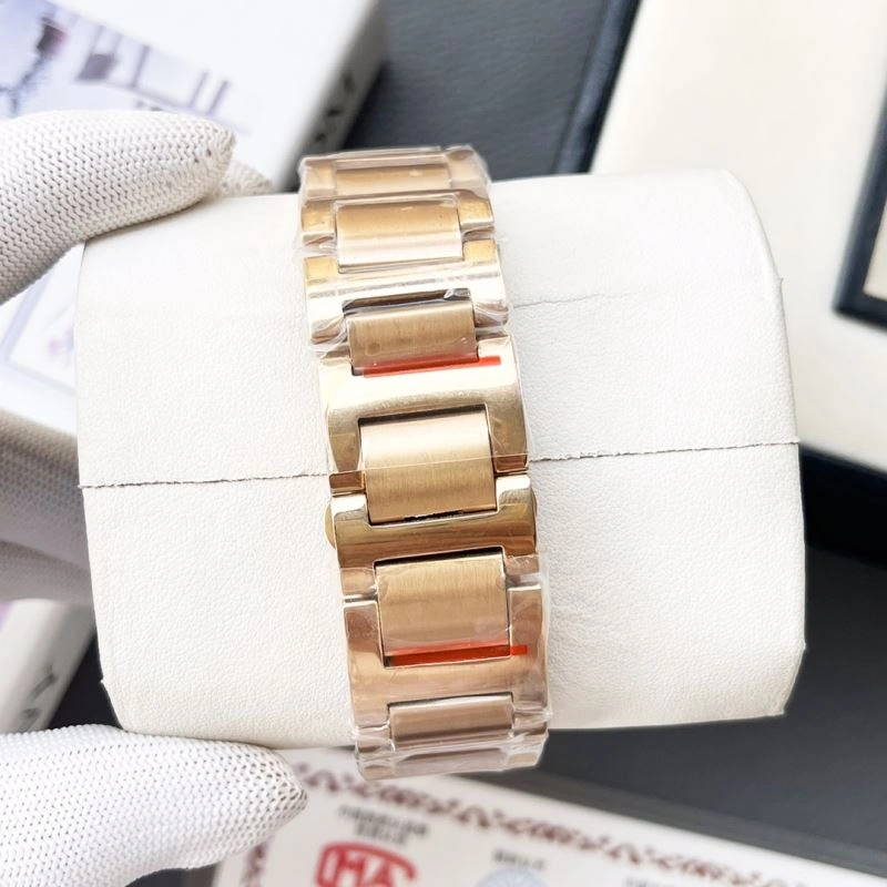 Lightweight CARTIER Watches 179934