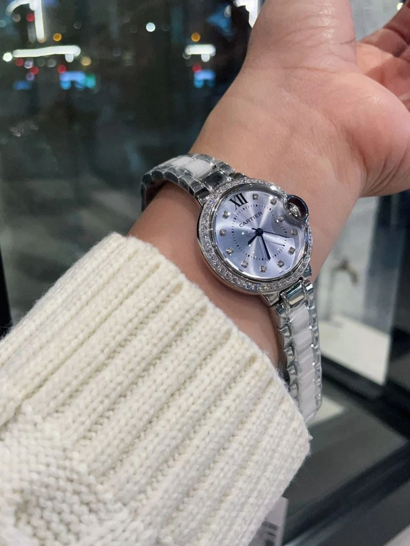 Contemporary CARTIER Watches 179854