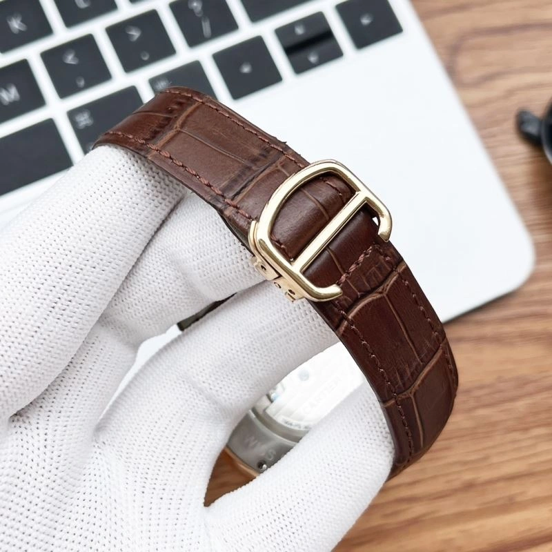 Attractive CARTIER Watches 179831