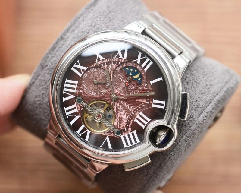DailyWear CARTIER Watches 179830