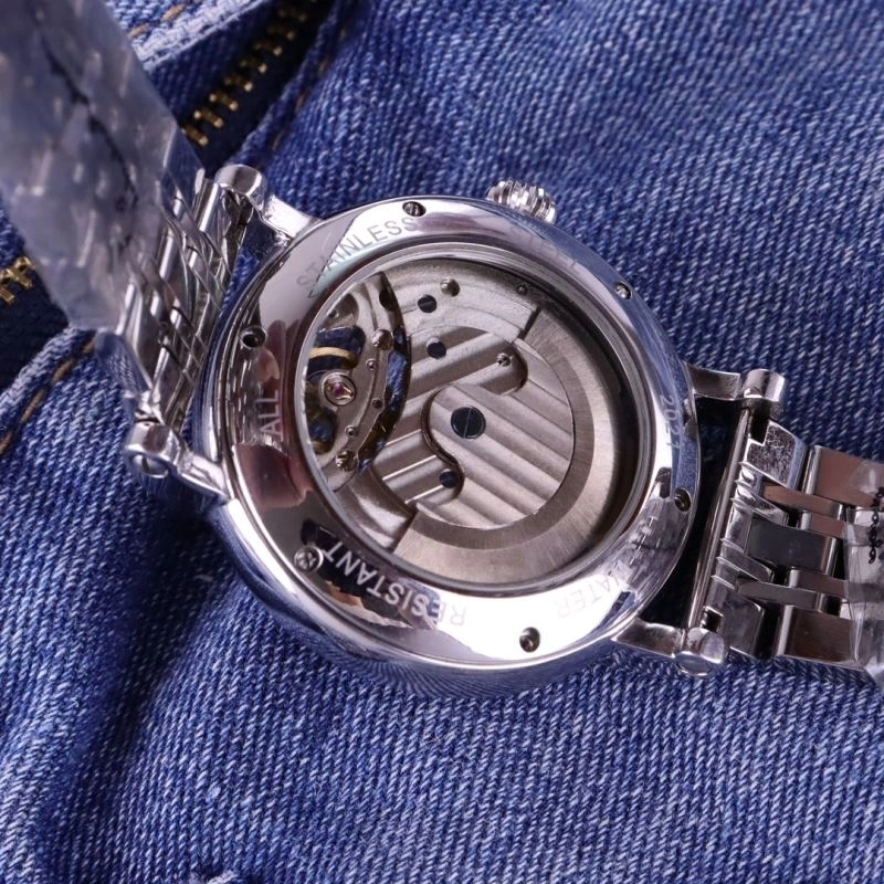 Seasonal CARTIER Watches 179811