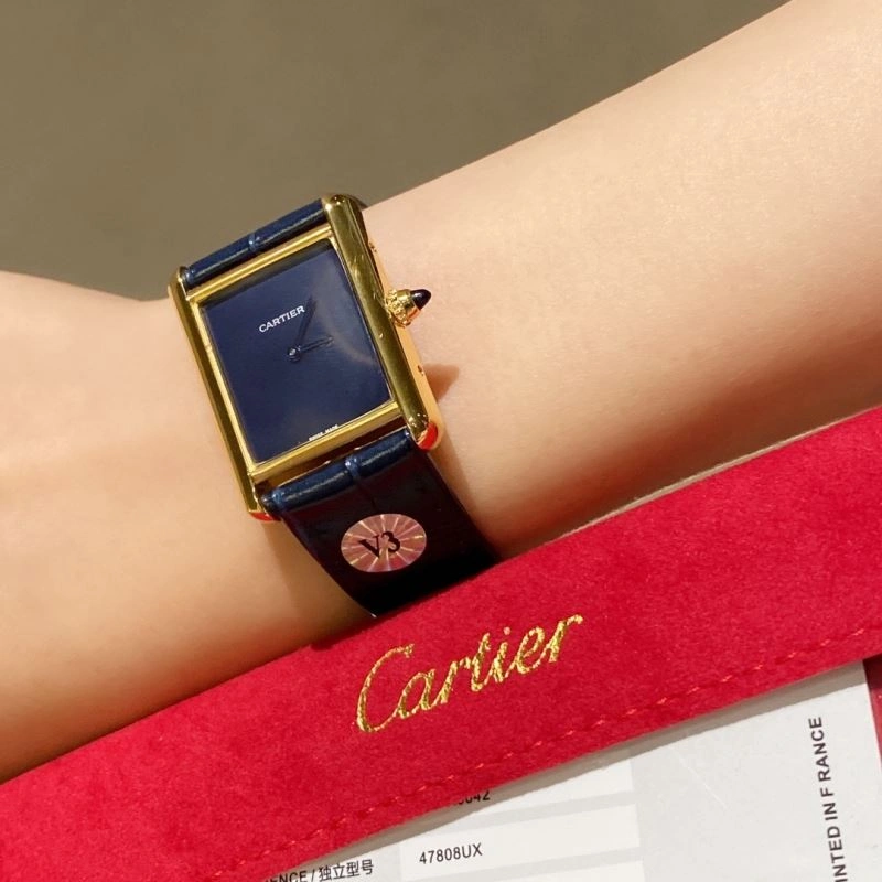 WellDesigned CARTIER Watches 179785