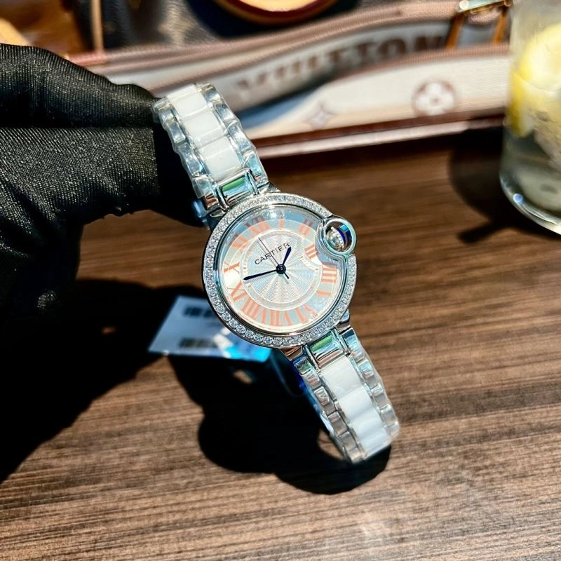 Chic CARTIER Watches 179743