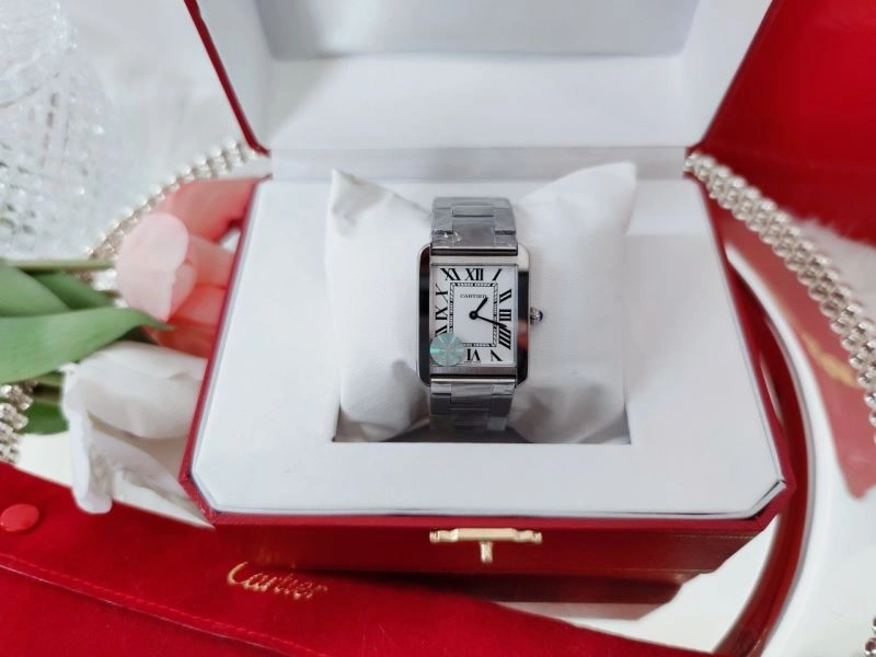 OnTrend CARTIER Watches 179704