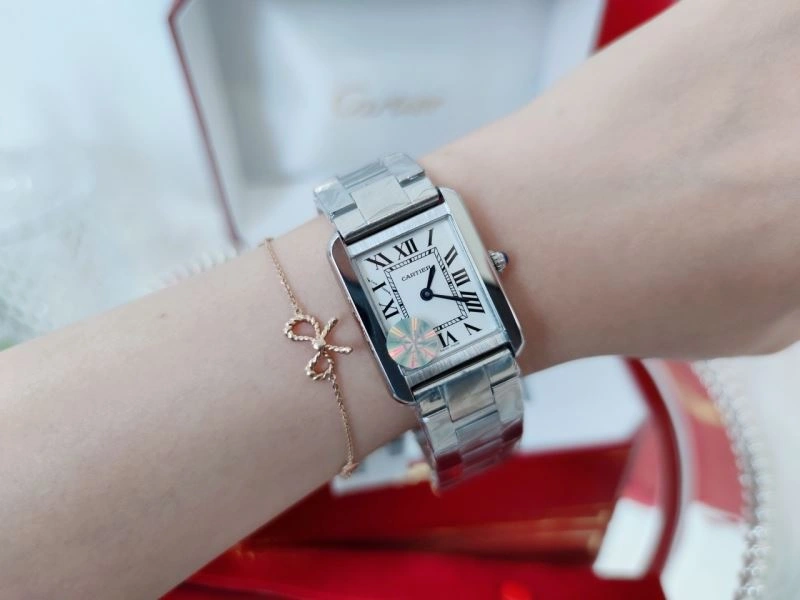 OnTrend CARTIER Watches 179704