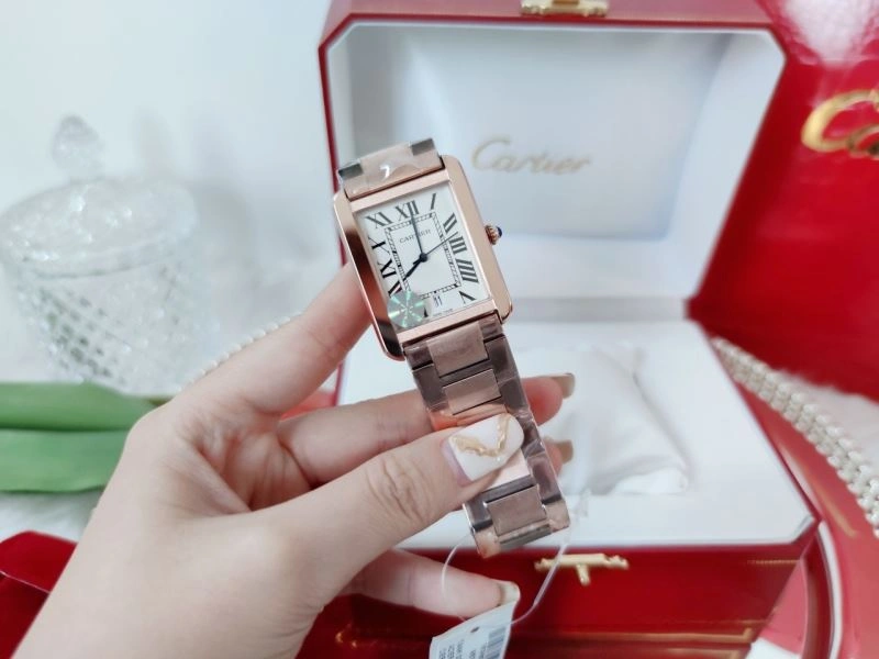 Attractive CARTIER Watches 179726
