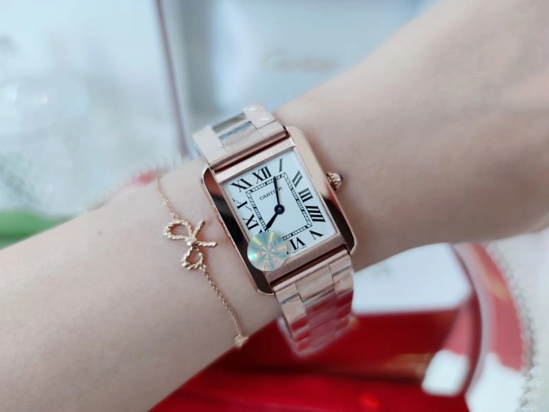 Attractive CARTIER Watches 179726