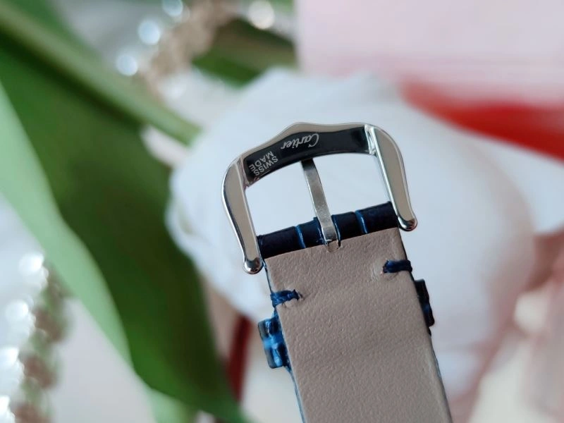 Effortless CARTIER Watches 179728