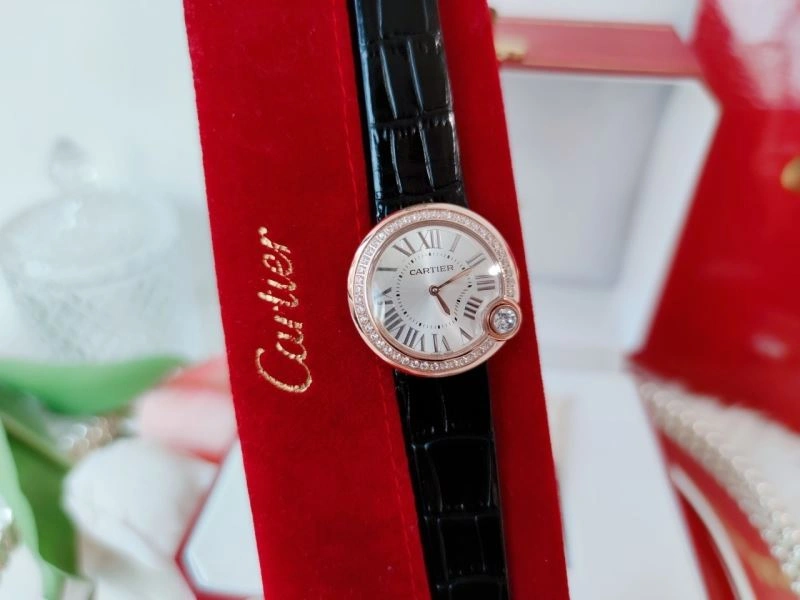 CARTIER Watches ModernLook 179732