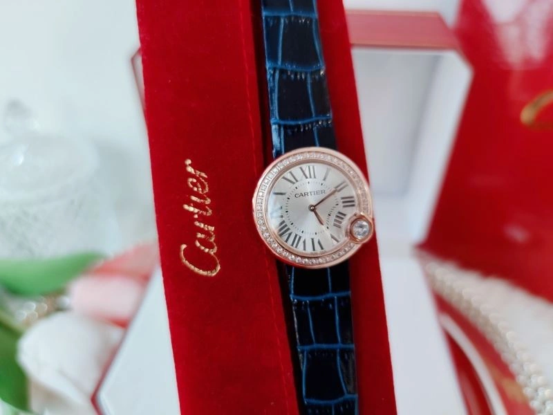 CARTIER Watches ModernLook 179732