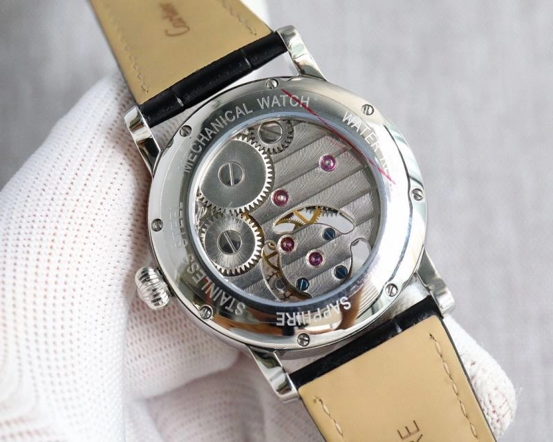 Youthful CARTIER Watches 179671